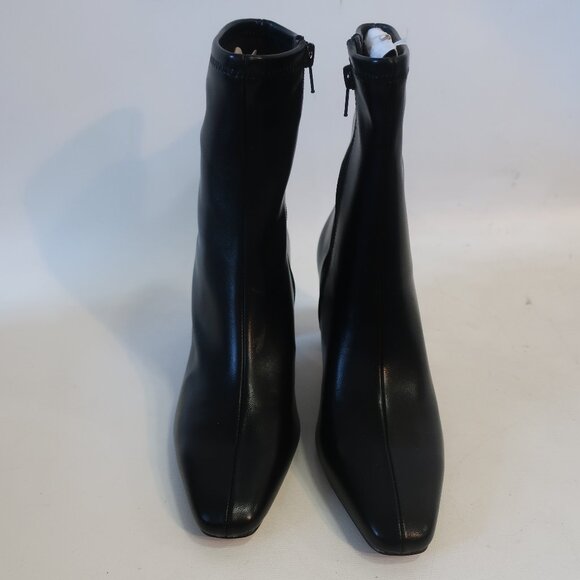 NWOB Womens Steve Madden Willah Black Faux Leather Ankle Zip Heeled Booties 7 - Picture 4 of 14